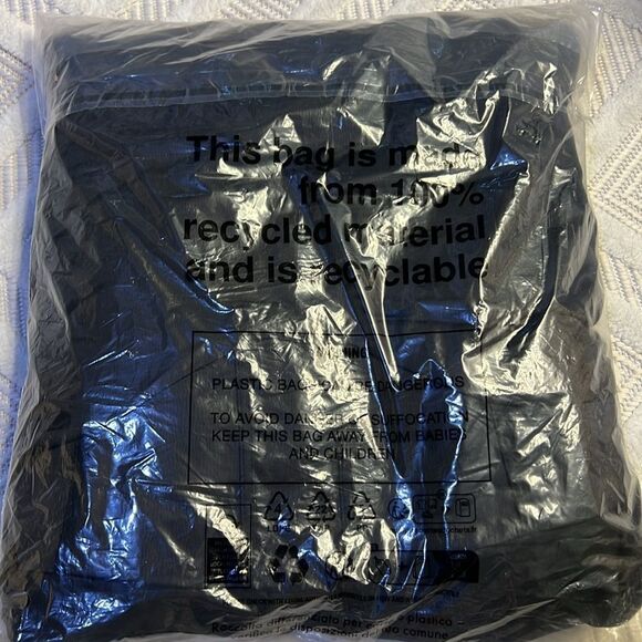 PRETTYLITTLETHING - Plus Black Constructed Corset Waist Blazer Dress - Picture 7 of 7